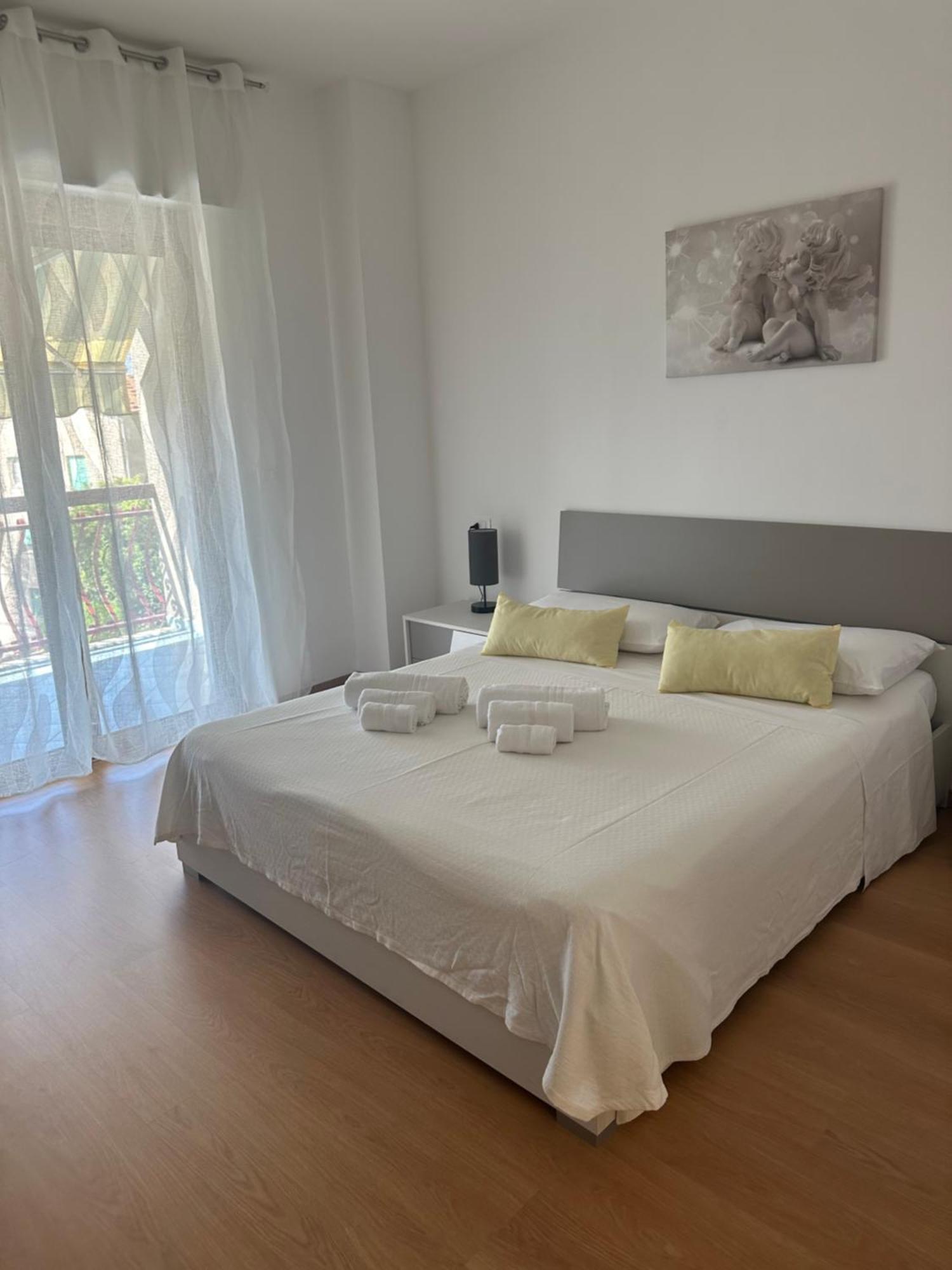 Bnb Nuova Vita Paola Eksteriør billede